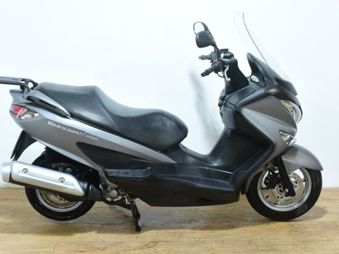 SUZUKI BURGMAN 200 2016 de segunda mano