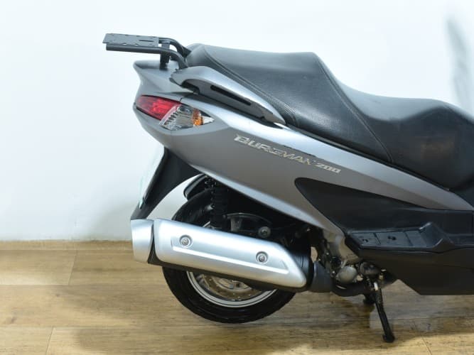 SUZUKI BURGMAN 200 2016 de segunda mano