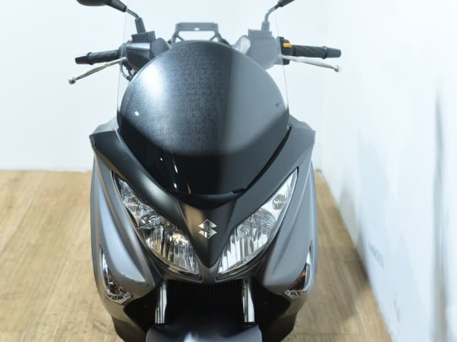 SUZUKI BURGMAN 200 2016 de segunda mano