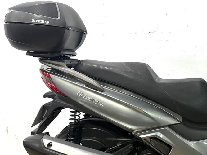 Comprar KYMCO GRAND DINK 300 2021 de segunda mano KYMCO GRAND DINK 300 2021 de segunda mano