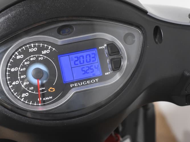 PEUGEOT PEUGEOT TWEET 125 2023 de segunda mano