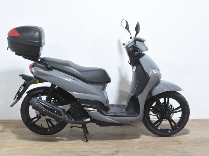 PEUGEOT PEUGEOT TWEET 125 2023 de segunda mano