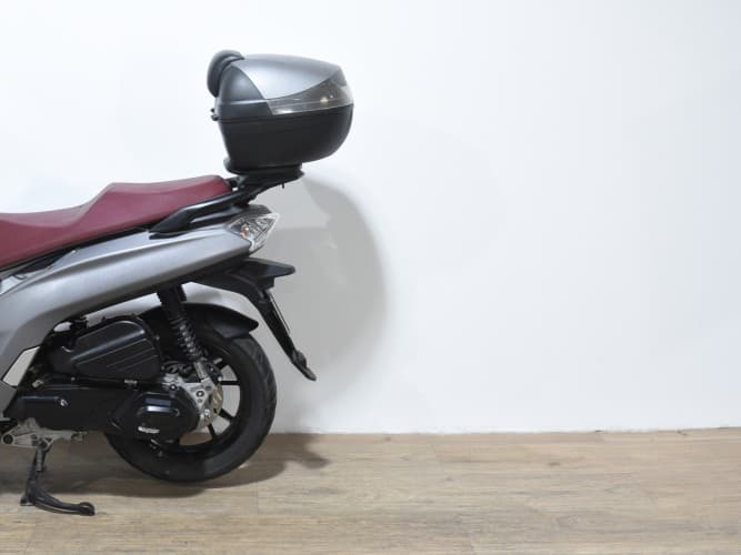 Comprar SYM SYMPHONY 125 ST-LC 2021 de segunda mano SYM SYMPHONY 125 ST-LC 2021 de segunda mano