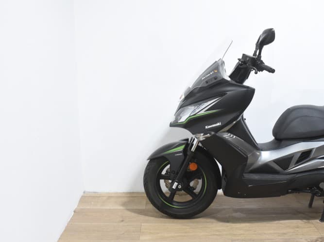 KAWASAKI J125 2017 de segunda mano