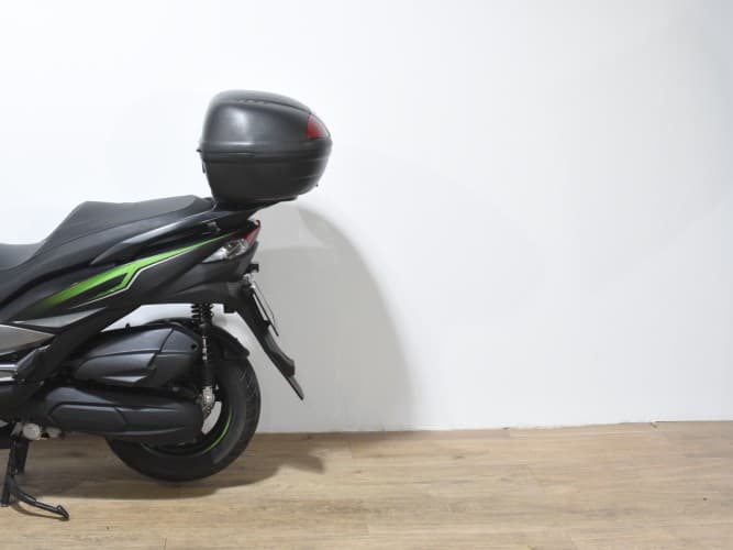 KAWASAKI J125 2017 de segunda mano