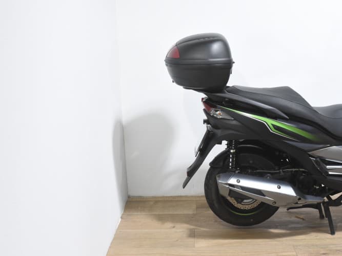 KAWASAKI J125 2017 de segunda mano