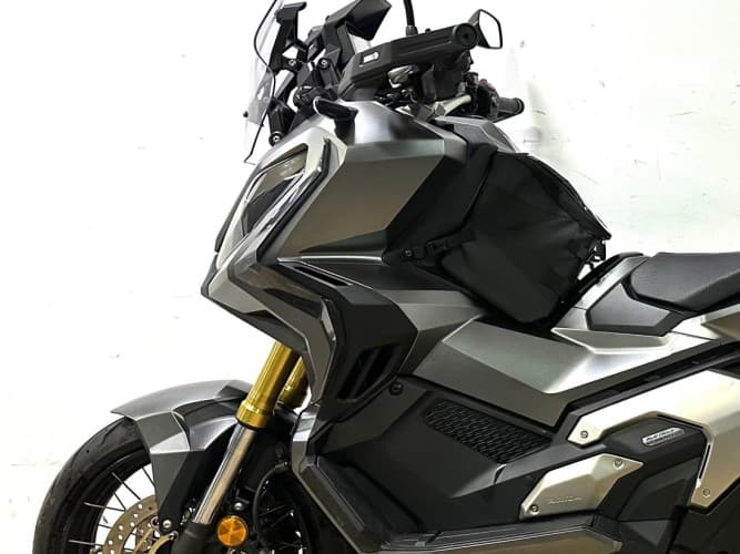 HONDA FORZA 750 2022 de segunda mano