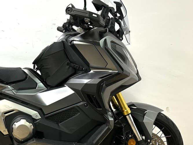 HONDA FORZA 750 2022 de segunda mano