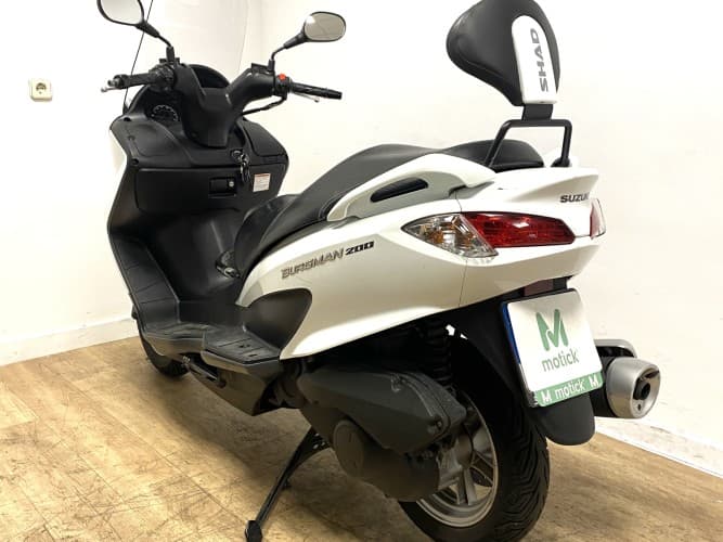 SUZUKI BURGMAN 200 2015 de segunda mano