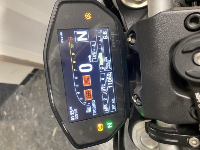 DUCATI MONSTER 821 (A) 2019 de segunda mano