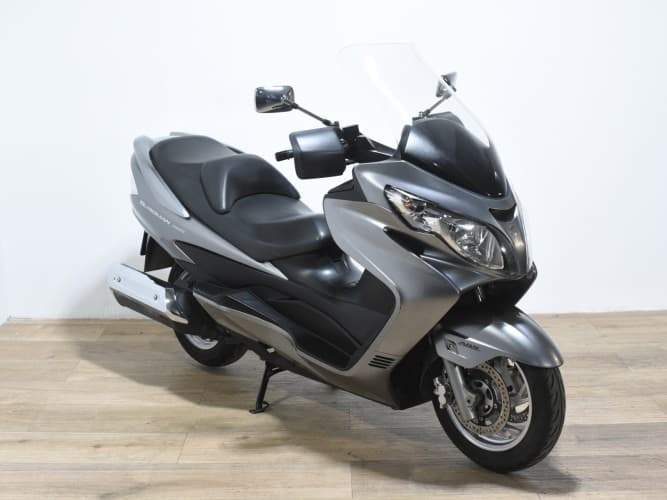 SUZUKI BURGMAN 400 2010 de segunda mano