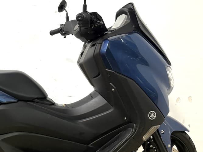 YAMAHA NMAX 125 2023 de segunda mano
