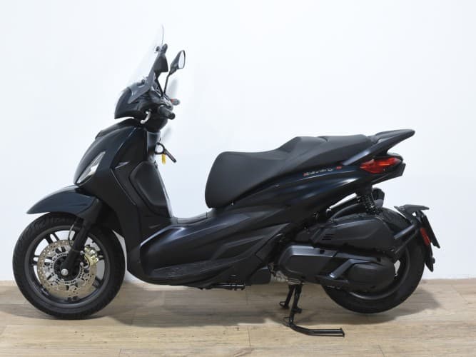 PIAGGIO BEVERLY 400 2024 de segunda mano