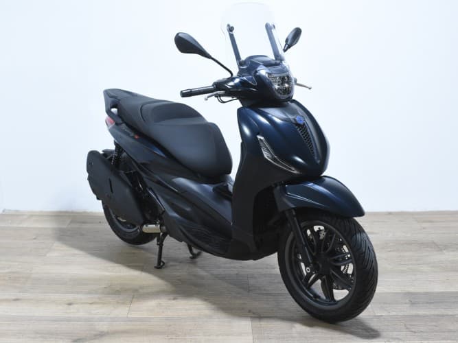 PIAGGIO BEVERLY 400 2024 de segunda mano