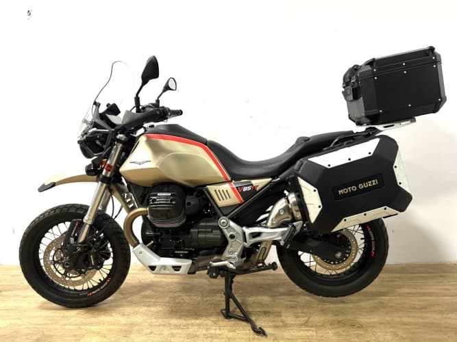 MOTO GUZZI V85 TT TRAVEL (A) 2021 de segunda mano