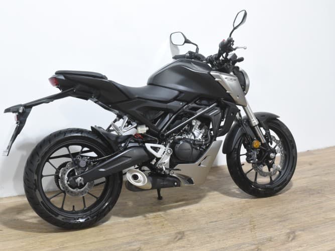 Comprar HONDA CB 125 R 2019 de segunda mano HONDA CB 125 R 2019 de segunda mano