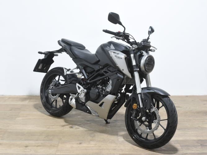 Comprar HONDA CB 125 R 2019 de segunda mano HONDA CB 125 R 2019 de segunda mano