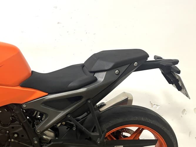 KTM 990 DUKE 2025 de segunda mano