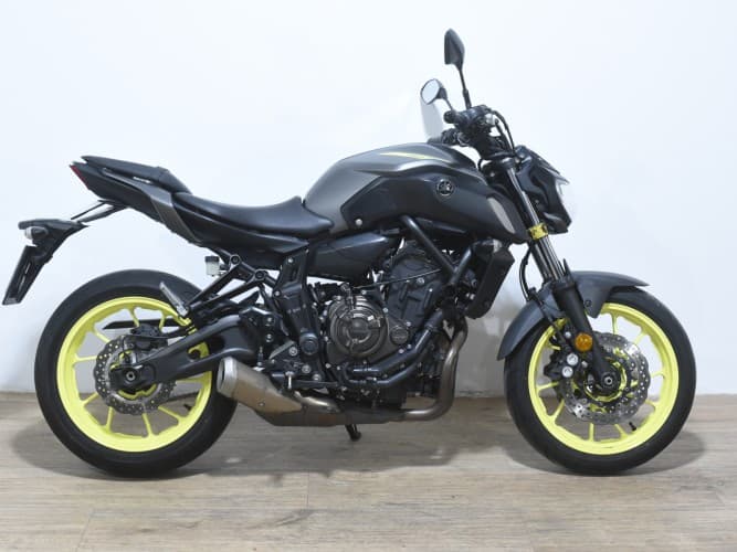 Comprar YAMAHA MT-07 2018 de segunda mano YAMAHA MT-07 2018 de segunda mano