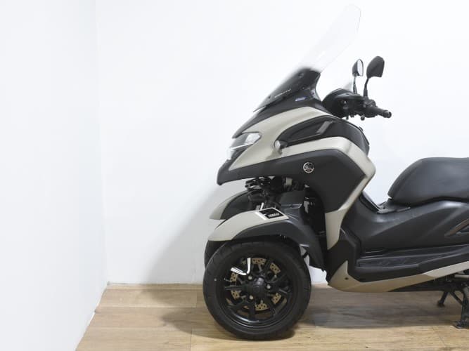 YAMAHA TRICITY 300 2022 de segunda mano