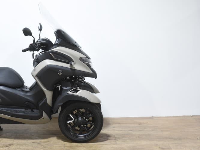 YAMAHA TRICITY 300 2022 de segunda mano