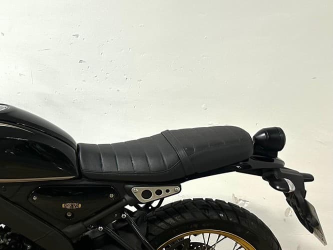 YAMAHA XSR 125 2022 de segunda mano