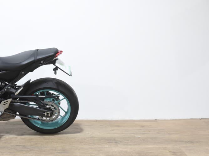 Comprar YAMAHA MT-09 (A2) 2024 de segunda mano YAMAHA MT-09 (A2) 2024 de segunda mano