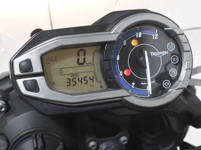 TRIUMPH TIGER 800 XC ABS 2012 de segunda mano