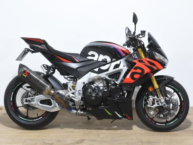 APRILIA TUONO V4 FACTORY 2023 de segunda mano