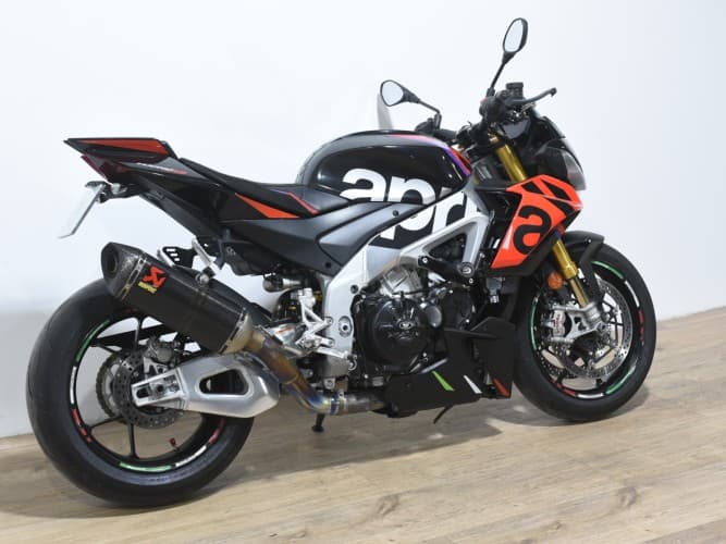APRILIA TUONO V4 FACTORY 2023 de segunda mano