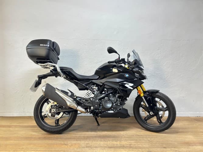 Comprar BMW G 310 R 2022 de segunda mano BMW G 310 R 2022 de segunda mano