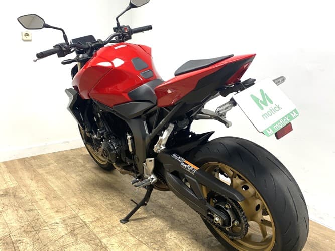 HONDA CB 1000 HORNET (DOMINATOR)(ENTREGA ESCAPE DE SERIE) 2025 de segunda mano