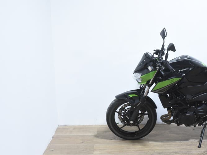 KAWASAKI Z 400 2024 de segunda mano