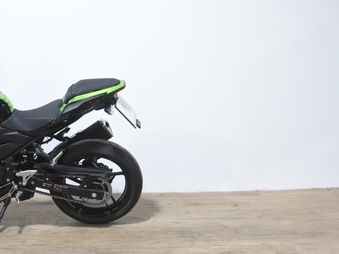 KAWASAKI Z 400 2024 de segunda mano