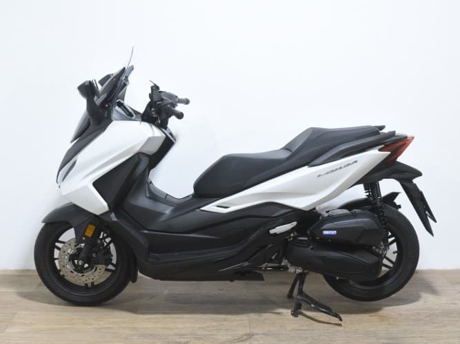 Comprar HONDA FORZA 125 2025 de segunda mano HONDA FORZA 125 2025 de segunda mano