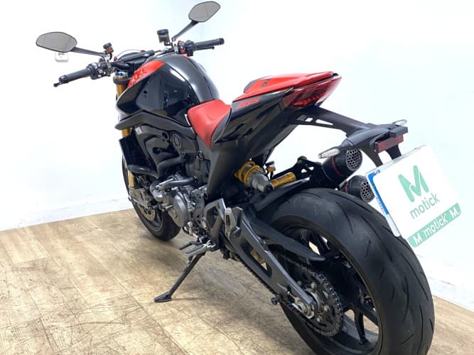DUCATI MONSTER SP 2023 de segunda mano