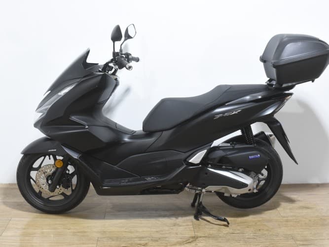 HONDA PCX 125 2024 de segunda mano