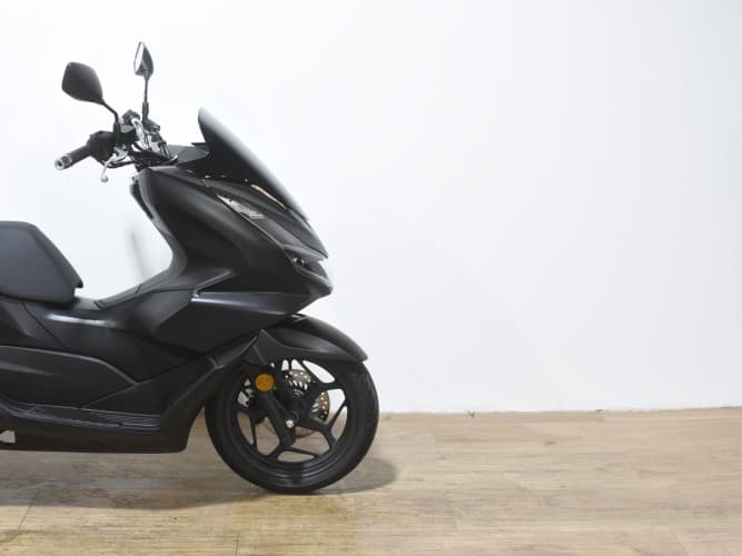 HONDA PCX 125 2024 de segunda mano
