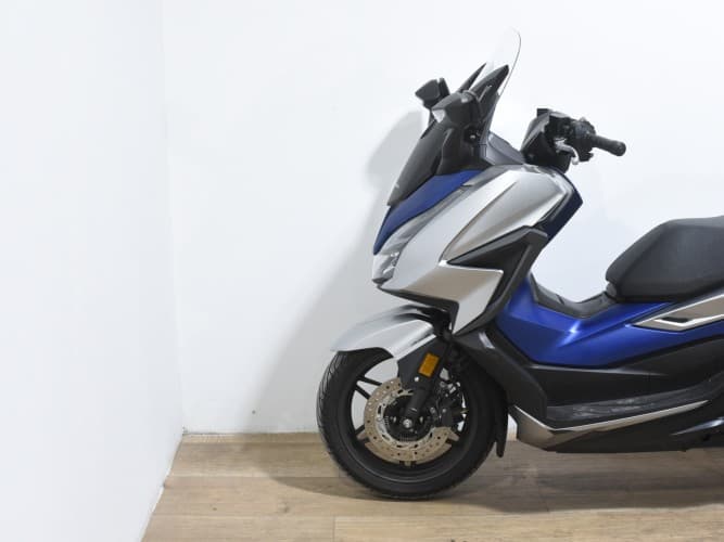 Comprar HONDA FORZA 125 2022 de segunda mano HONDA FORZA 125 2022 de segunda mano
