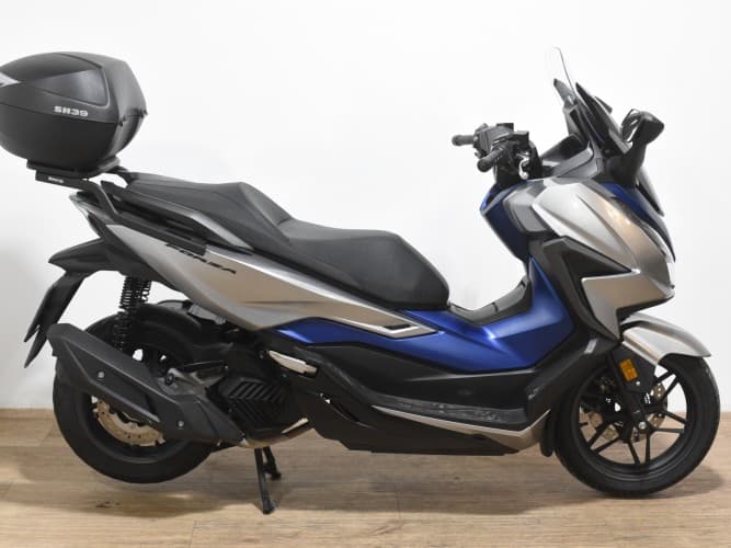 Comprar HONDA FORZA 125 2022 de segunda mano HONDA FORZA 125 2022 de segunda mano