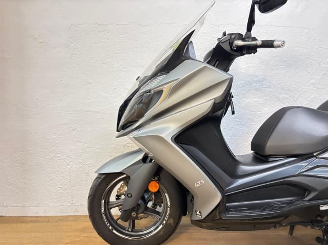 KYMCO SUPER DINK 125 2020 de segunda mano