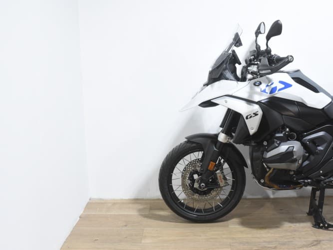Comprar BMW R 1300 GS (3 MALETAS)(4 PACKS) 2025 de segunda mano BMW R 1300 GS (3 MALETAS)(4 PACKS) 2025 de segunda mano