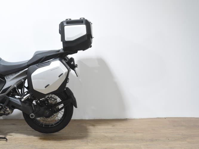 Comprar BMW R 1300 GS (3 MALETAS)(4 PACKS) 2025 de segunda mano BMW R 1300 GS (3 MALETAS)(4 PACKS) 2025 de segunda mano