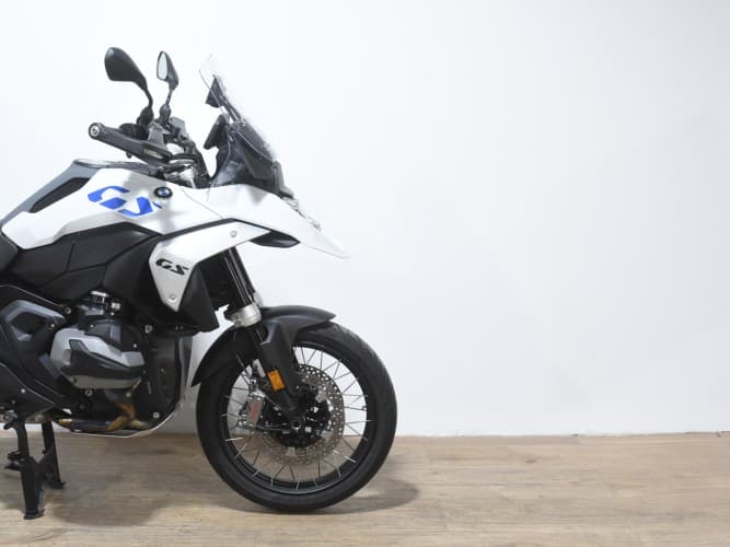 Comprar BMW R 1300 GS (3 MALETAS)(4 PACKS) 2025 de segunda mano BMW R 1300 GS (3 MALETAS)(4 PACKS) 2025 de segunda mano