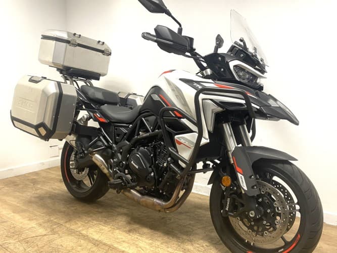 BENELLI TRK 702 2024 de segunda mano