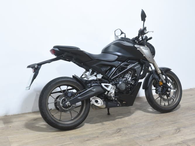 HONDA CB 125 R 2021 de segunda mano