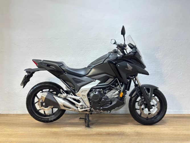 HONDA NC 750 X (A) 2023 de segunda mano