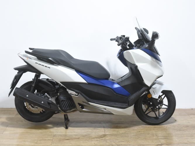 Comprar HONDA FORZA 125 2018 de segunda mano HONDA FORZA 125 2018 de segunda mano