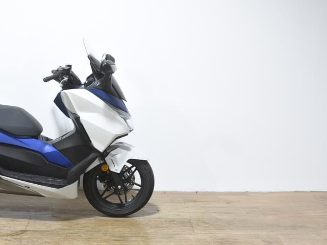 Comprar HONDA FORZA 125 2018 de segunda mano HONDA FORZA 125 2018 de segunda mano