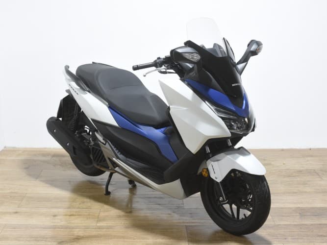 Comprar HONDA FORZA 125 2018 de segunda mano HONDA FORZA 125 2018 de segunda mano
